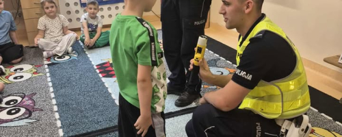 BEZPIECZNIE Z POLICJĄ