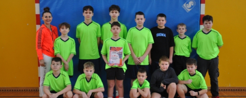  Gminne zawody mini koszykówki chłopców